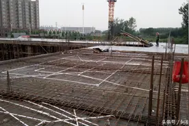 你看不见家里顶面的布线管，其实是这样布线的图片