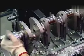 工厂实拍法拉利跑车发动机制造过程，这技术牛