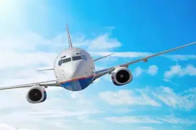 飞机上都有wifi了，为什么还不能玩手机？图片