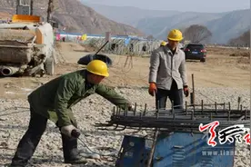 国道310线秦州至武山段改造进展顺利图片