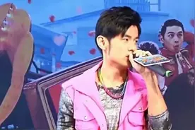 空姐被曝怀了周杰伦孩子？当事人发文辟谣！心疼我杰伦视频封面