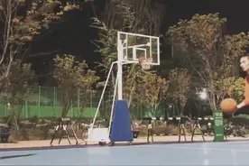 要更努力！#篮球 #天生要强扣篮王 @抖音小助手视频封面