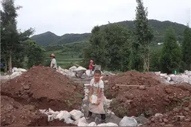女子马帮队助“老牌贫困村”走向脱贫路图片