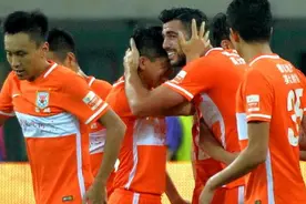 鲁能屠泰达祭旗首尔 这样踢亚冠有戏图片