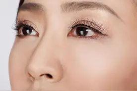 双眼皮手术后的注意事项图片