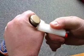 热天打不开啤酒盖怎么办?图片