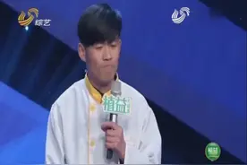 农村结巴小伙唱歌不结巴现场给评委唱情歌，评委直呼受不了别唱了视频封面