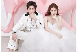 杨洋刘亦菲组CP“白夜夫妇”粉嫩来袭！太养眼图片
