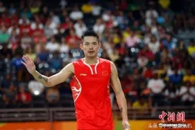 第37次交锋，李宗伟2:1战胜林丹进入决赛！李宗伟:林丹很棒图片