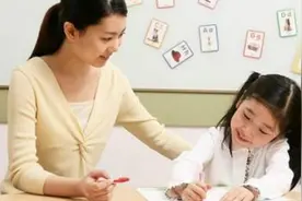 我是一只会孵蛋的熊图片