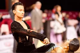 给一个校园拉丁舞队做的专访！图片