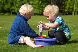 孩子10岁前应该学会做这10件事图片