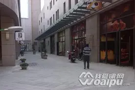 每日精选：合肥商业过剩运营难 黄潜望商业街7成空铺图片