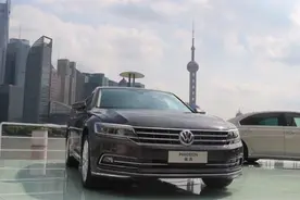 辉腾的“弟弟”来啦！上汽大众辉昂试驾手记视频封面