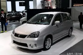 二手车市场2万元就可以搞定的日系小车！外观的确很精致！图片