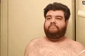 GIF 搞笑图集：你这马赛克就和没打一样!哈哈！图片