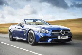 全新一代奔驰 硬顶敞篷 2017款 SL 63 AMG图片