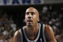 NBA罚球最烂的球员，奥尼尔竟然不是最差？图片