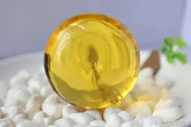 琥珀蜜蜡保养的秘诀图片