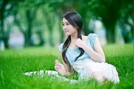 我该不该和一个出门倒垃圾都化妆的女人结婚图片