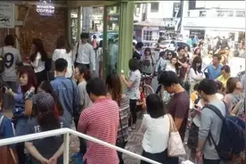 “颜值最高”的冰激凌，不能只用看的，还是要用舔的图片
