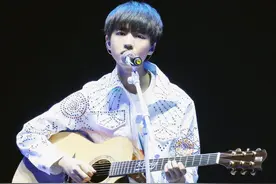 [TFBOYS][分享]160822 MV榜强势进驻 王俊凯单曲组合歌曲分获一三图片