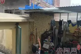 霸气管道 妨碍建房：华润燃气公司将天然气管道架设在村民宅基地内图片