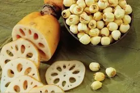 孩子常常烂嘴角，可别大意了，这是口角炎不是“上火”图片