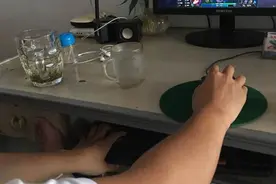 就知道打游戏  游戏重要还是女朋友重要图片