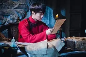 张艺兴被女粉丝夜堵房门 反复驱赶无效报警图片