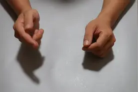 洗头时水里加点盐，大部分人不知道有什么用，学到就是赚到视频封面