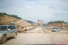 天水，又新增一条公路，快要通车了视频封面