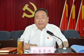 心系百姓写春秋 肩担重任铸警魂图片