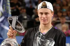 老兵不死，只是凋零！“澳洲野兔”休伊特澳网止步第2轮宣告退役图片