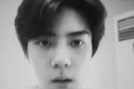 EXO世勋发博感谢，额，，为什么自拍是截图截出来的图片