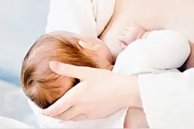 母乳喂养一定要记住这几点 表情和姿势很重要图片