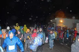 不要再笑广州人没见过雪了！看完这些心疼香港人！图片