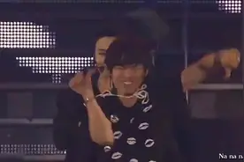 Bigbang2011YG家族15周年演唱会现场:我最红视频封面