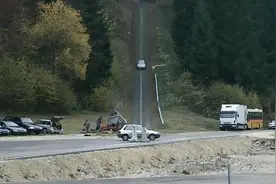 时速200公里的碰撞实验---小心驾驶是常谈图片