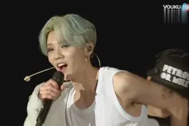 鹿晗RELOADED上海演唱会，换衣服cut视频封面