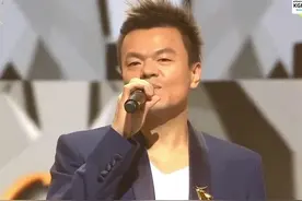 金唱片／JYP夺奖首谈TWICE　泛泪：看着她们互相扶持图片