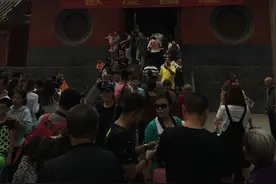 少林少林：禅宗祖庭，少室山的密林深处图片