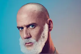 这绝对是世界上成本最低的假胡子图片