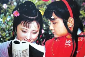 贾宝玉：谁是前世埋你的那个人图片
