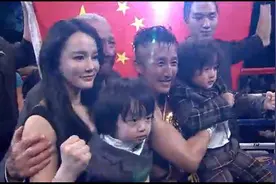 邹市明8回合TKO对手，宣告王者归来图片