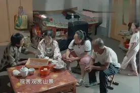 追星少女被二次变形，与“家人”分享明星，第一次知道桃子长树上视频封面