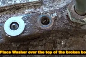 腐蚀生锈断裂的螺丝怎样取出？不错的方法，看完涨姿势了！图片