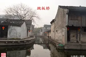 用整块石料做桥板，你见过吗？图片