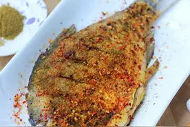 小技巧教你怎么做干煎鱼，不腥、不碎、味道秒杀大厨图片