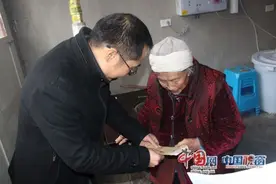 毕节七星关区八寨镇送“两节”温暖至百姓“心坎”图片